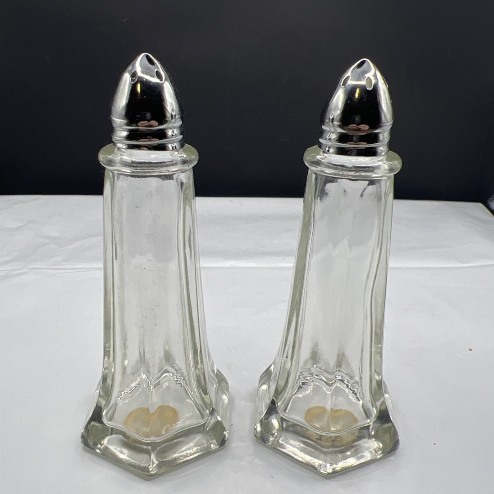 Vintage Reiner Products Clear Glass Salt and Pepper Shakers 4.5 Inch Set